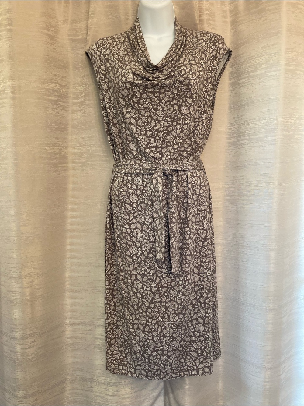 Merona Cowl Neck Short Sleeve Taupe Floral Belted Dress XS